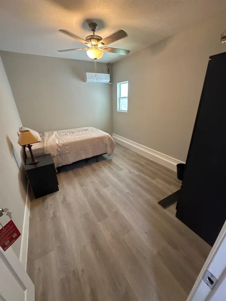 8 BR in Jacksonville