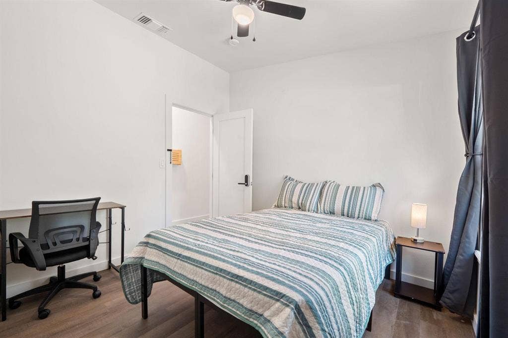 11 BR in Austin