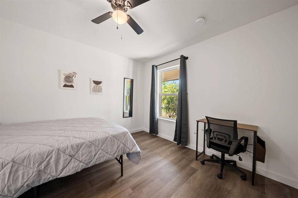 11 BR in Austin