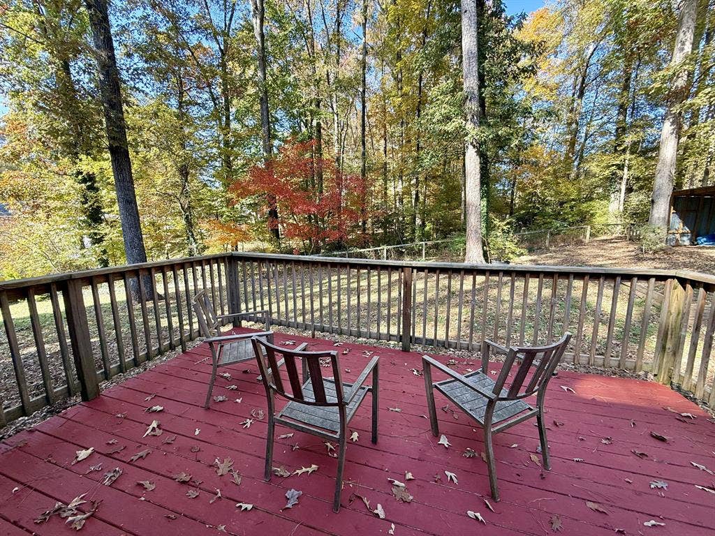 5 BR in Lilburn