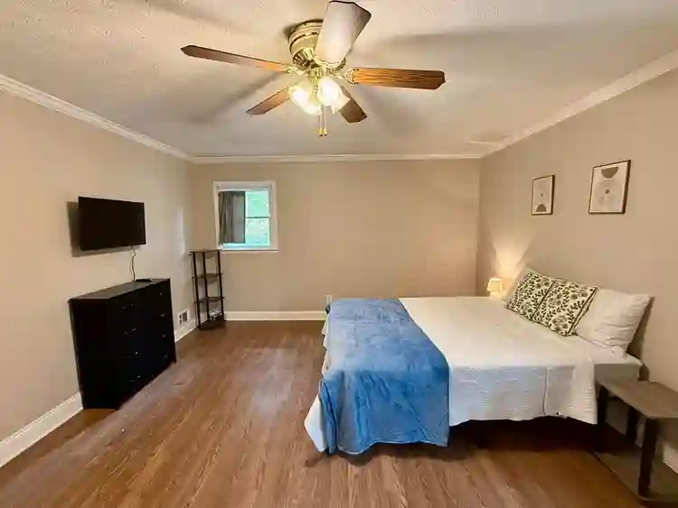 3 BR in Lilburn