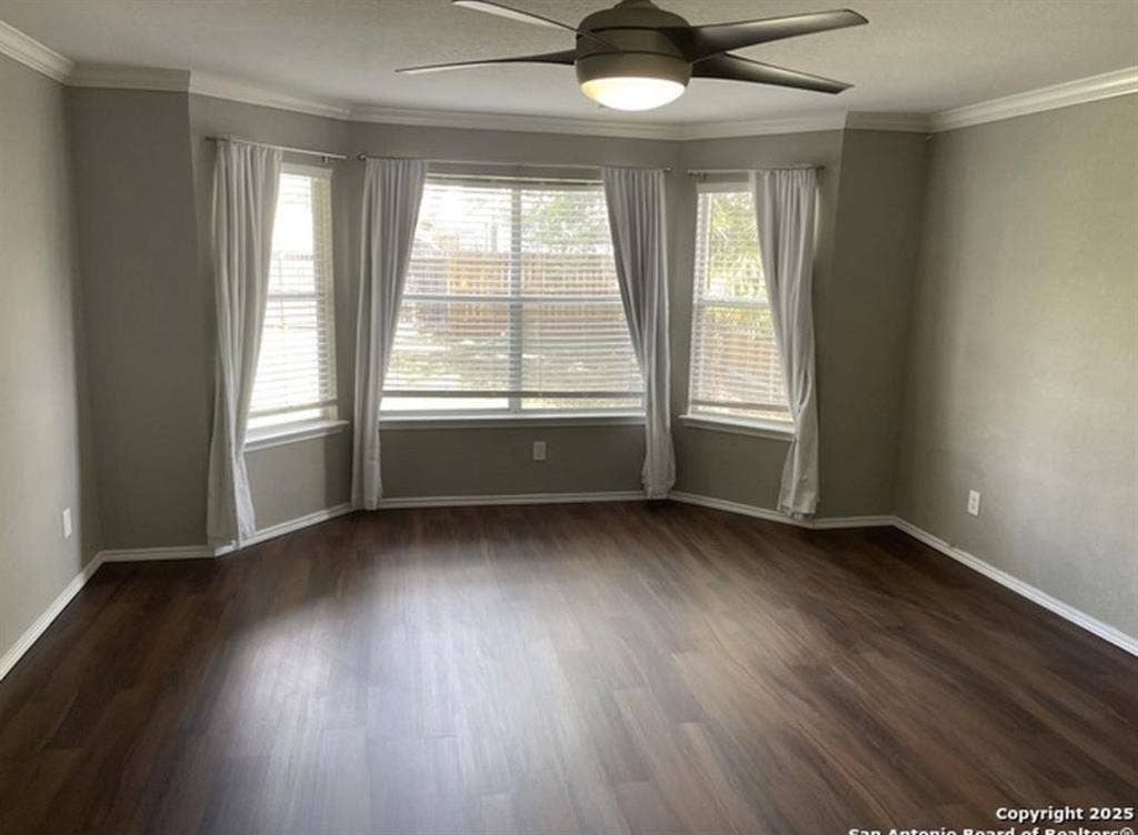 ✨ Master Bedroom for Rent ✨