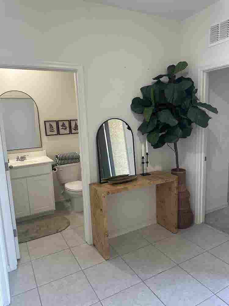 New built house, rooms for rent