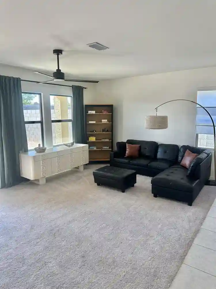 New built house, rooms for rent