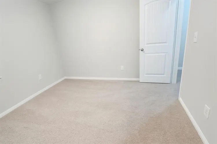 Private Room for Rent-Peaceful area