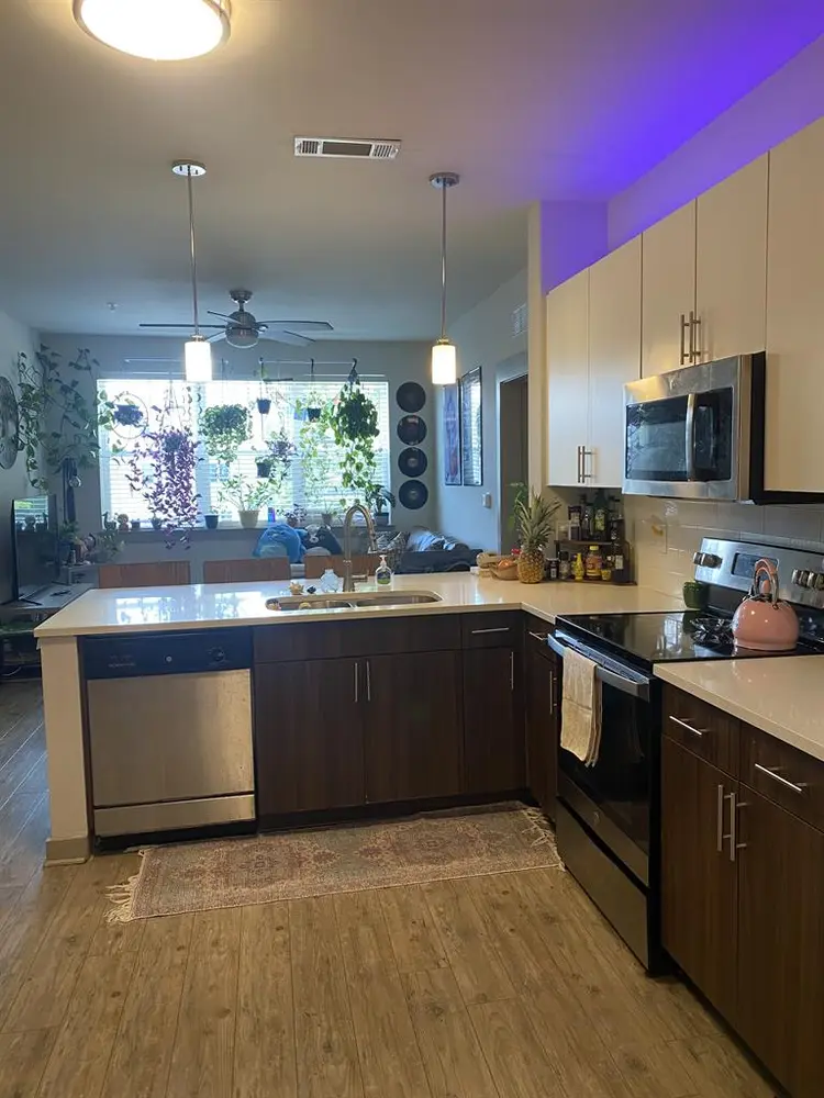 Sublease starting January !