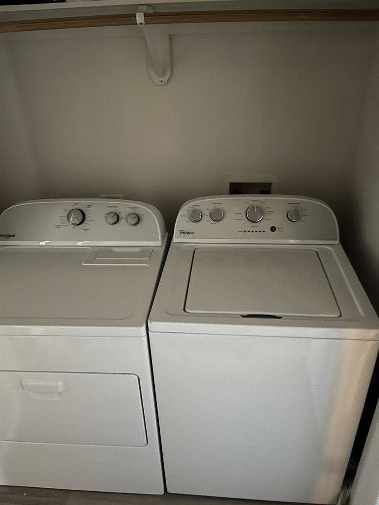 Fully Furnished 1 Bd Apt SUBLET