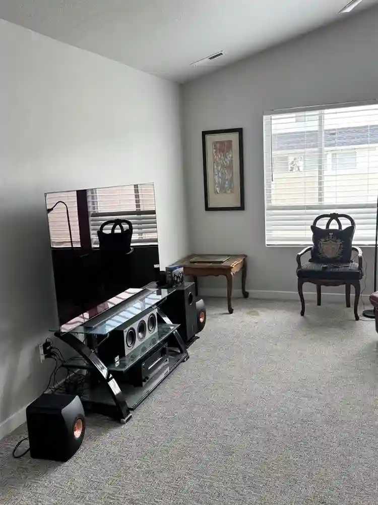 Private room and Bathroom