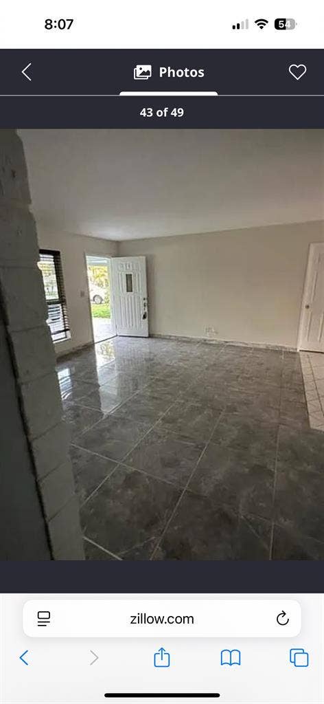 Furnished or unfurnished room