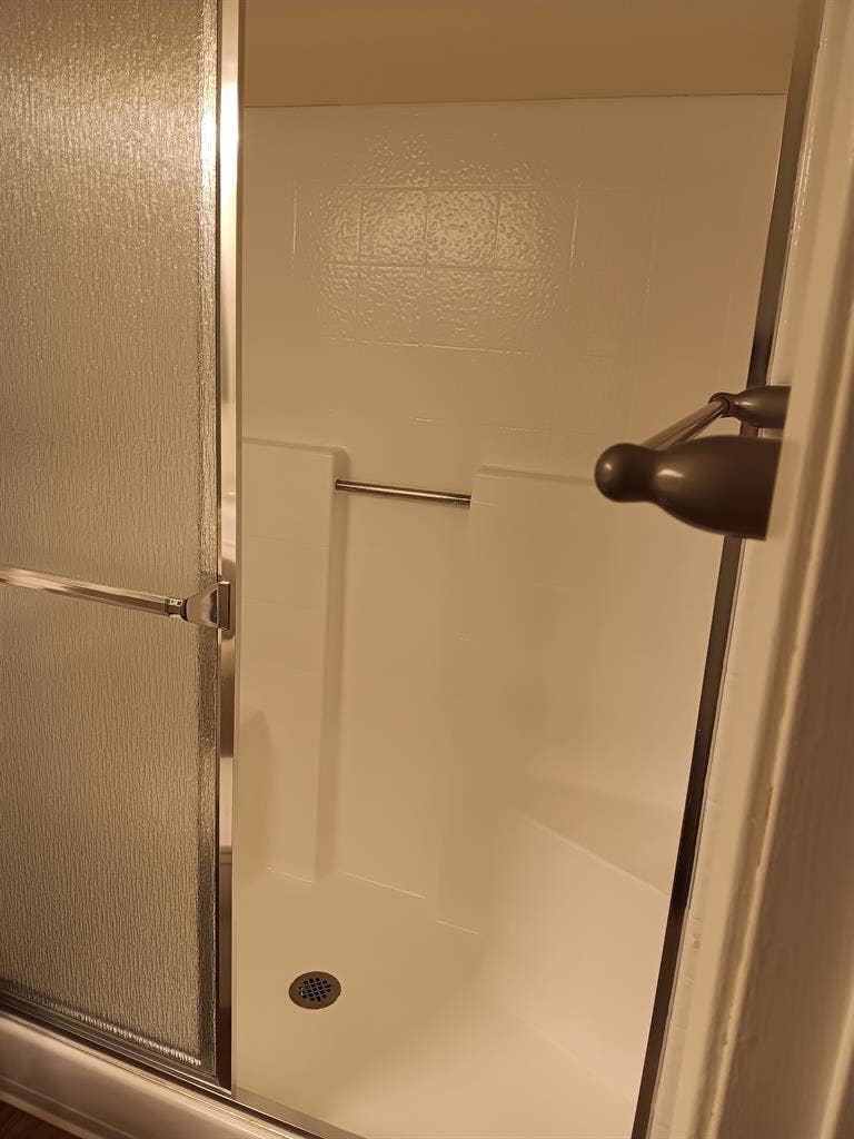 Room for rent, + apartment