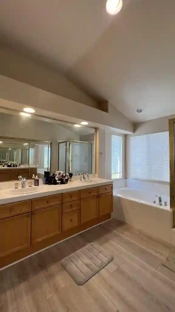 Master bedroom in Anaheim hills