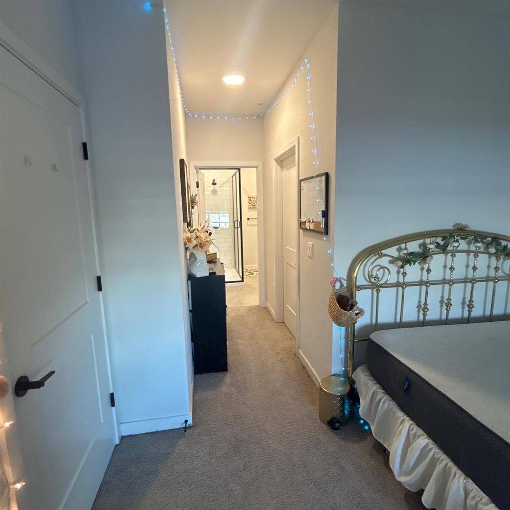 Room for rent in Mesa, AZ!