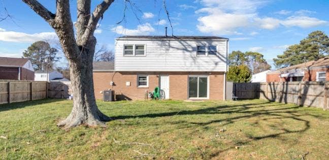 4 BR in Hampton