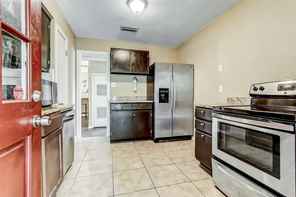 10 BR in Jacksonville