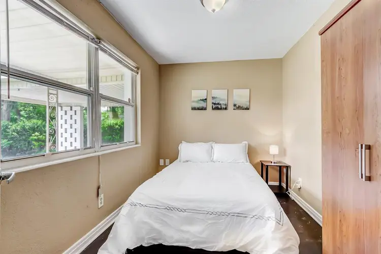 10 BR in Jacksonville