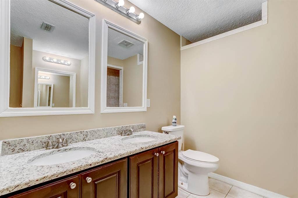 10 BR in Jacksonville