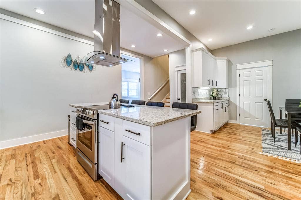 6 BR in Atlanta