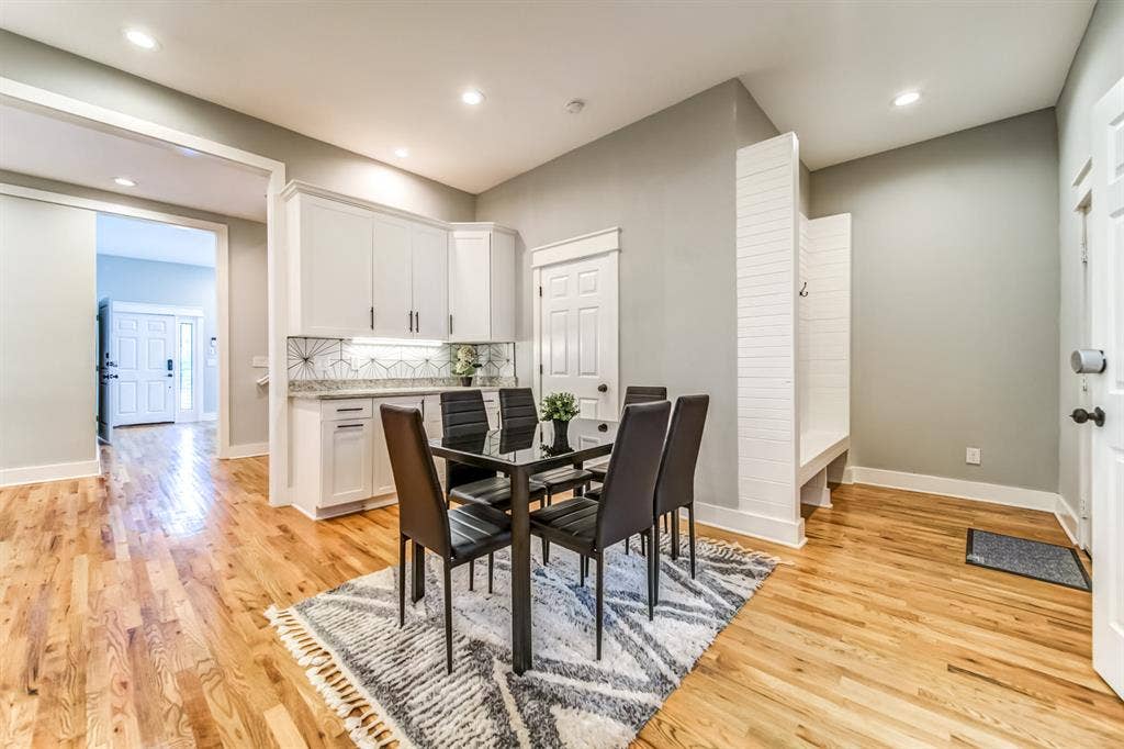 6 BR in Atlanta