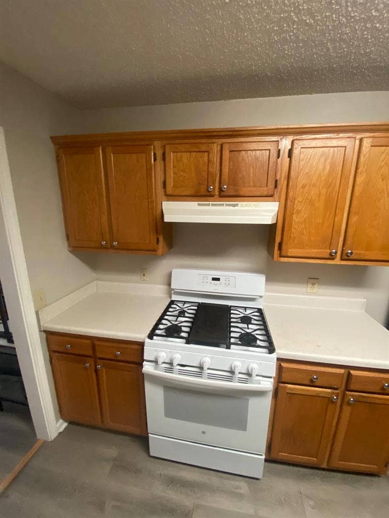 1 BR in Powder Springs