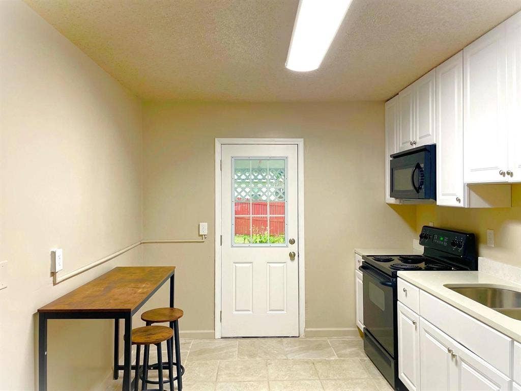 2 BR in Orange Park