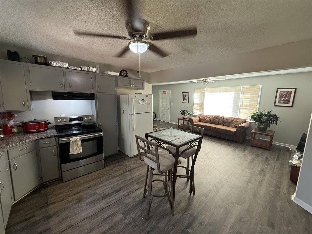 1 BR in Raytown