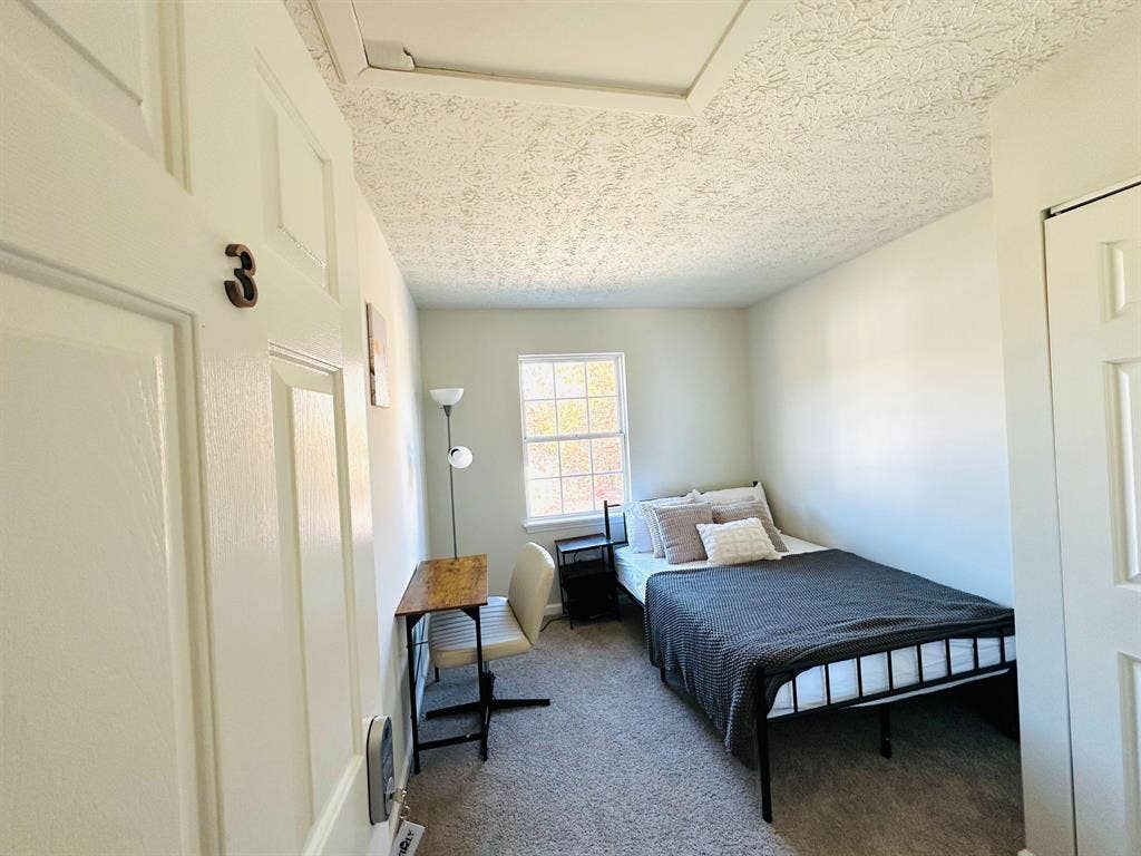 7 BR in Raleigh