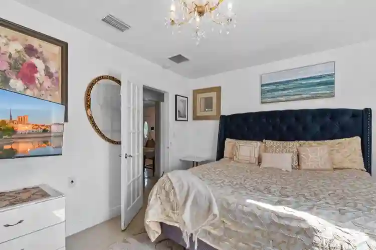 3 BR in Hallandale Beach