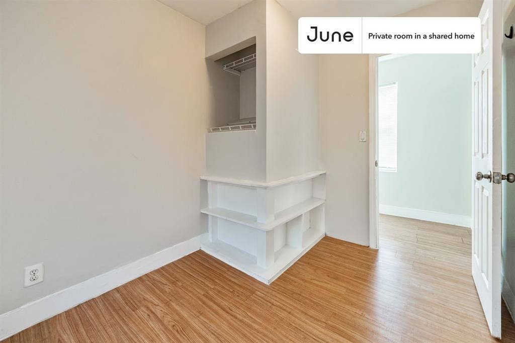 3 BR in Boston