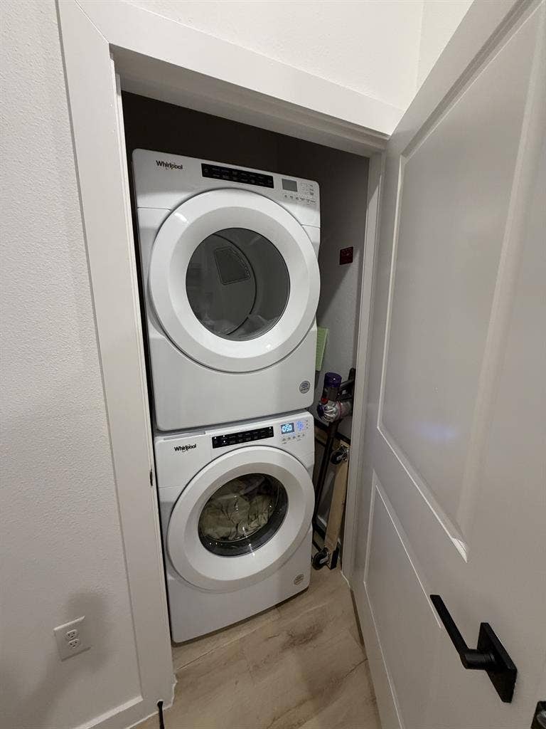 Lease takeover in Mueller!