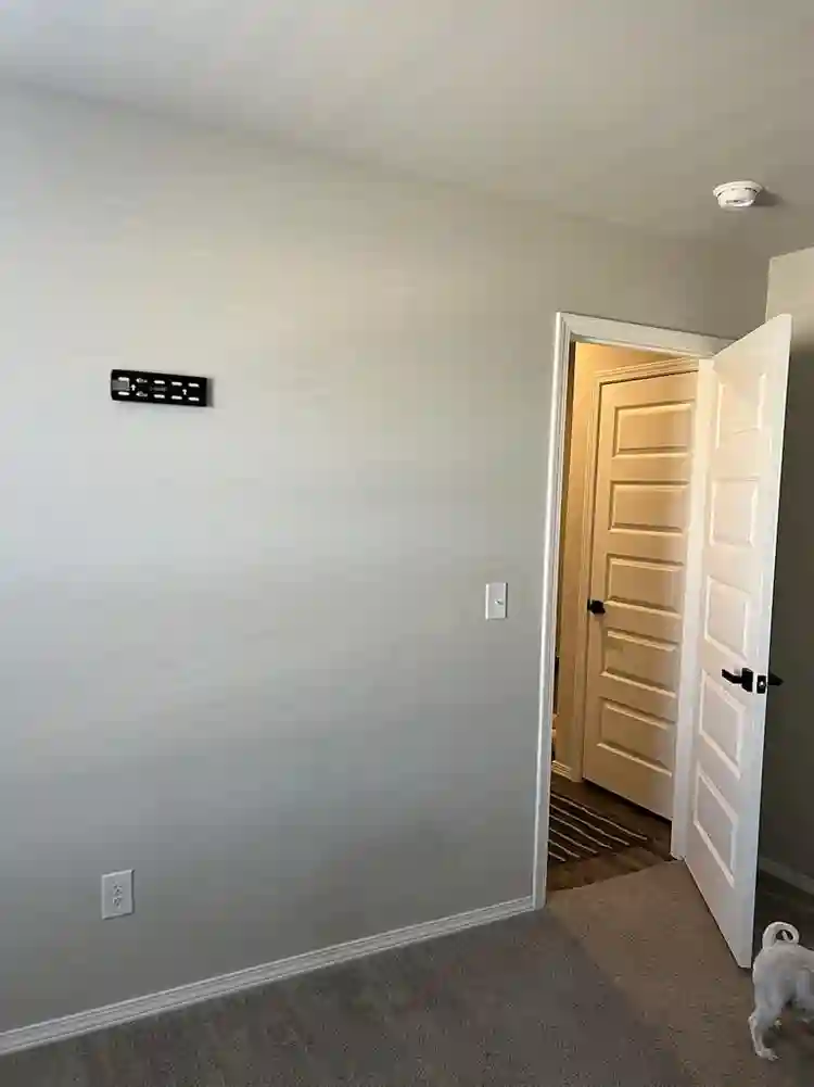 Room with ALL utilities paid for.