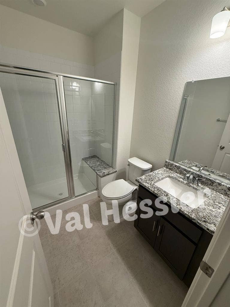 Seeking Roommate in Brighton