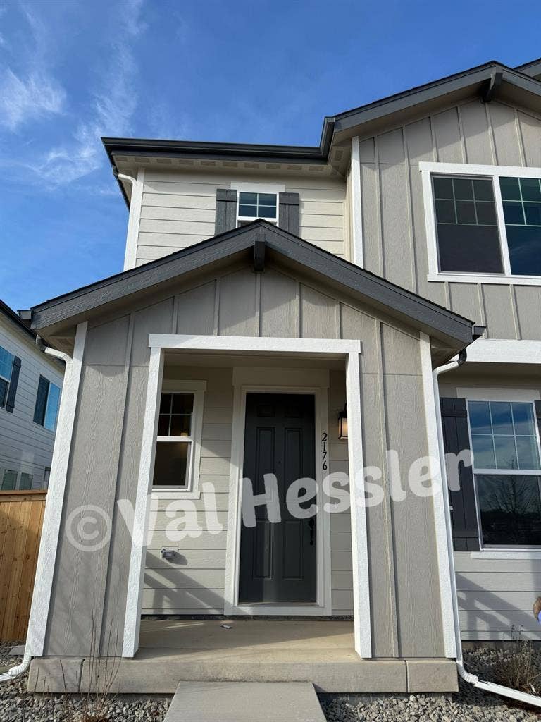 Seeking Roommate in Brighton