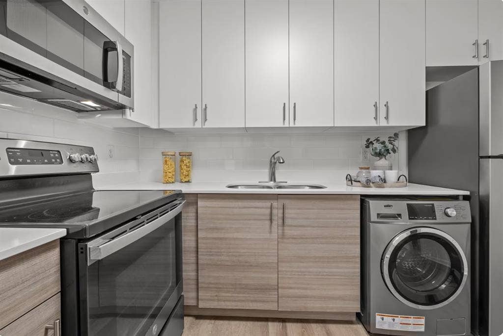 Subleasing 1 bedroom unit