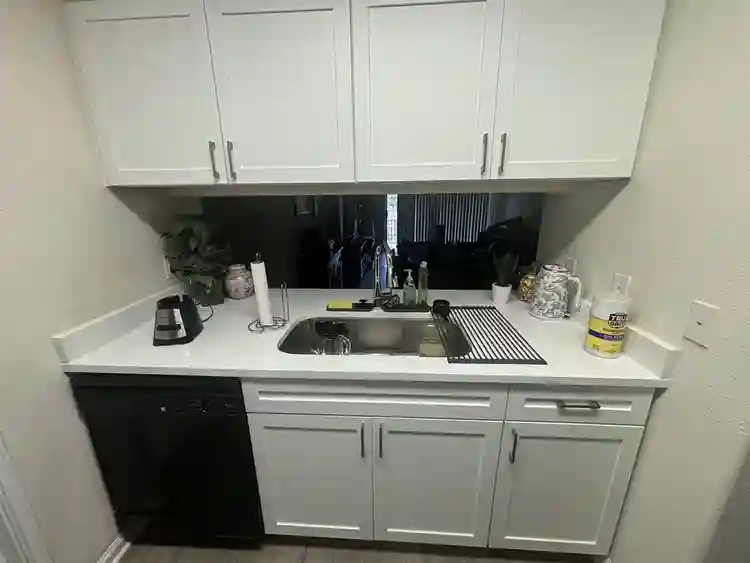 Lease Takeover The Outpost