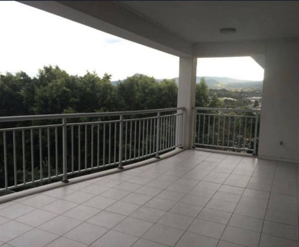 Private room (unfurnished)