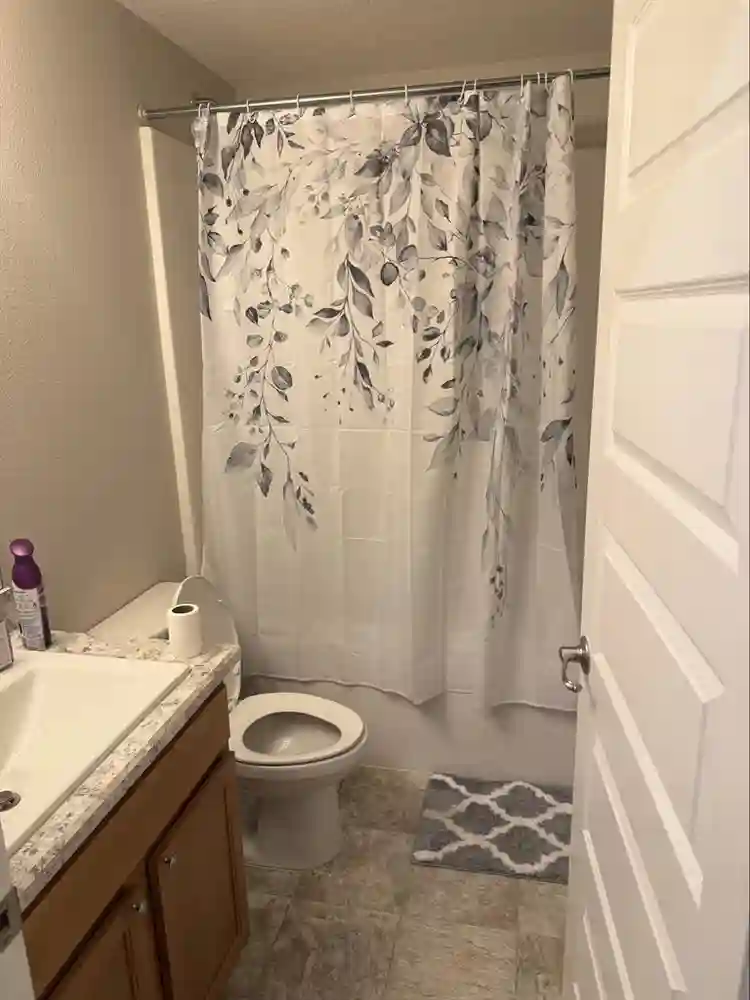 Furnished or unfurnished bedroom