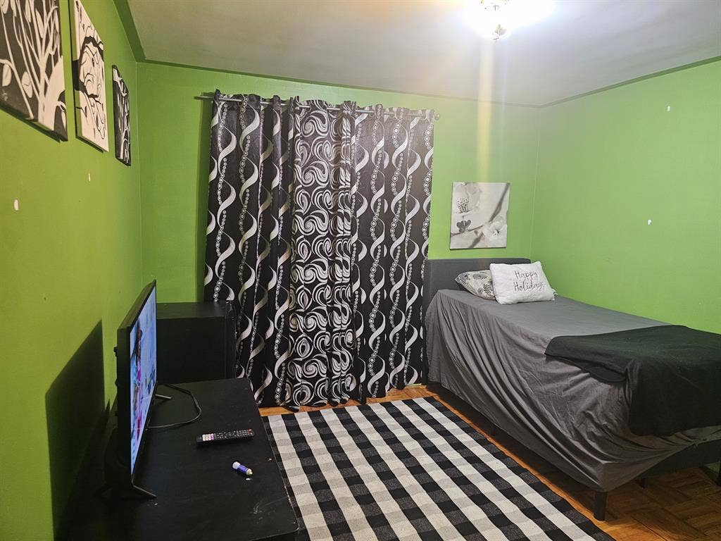 FURNISHED PRIVATE ROOM for rent