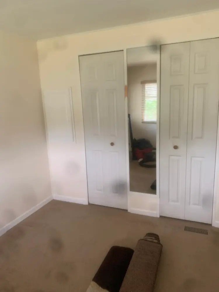 Empty Rooms for rent