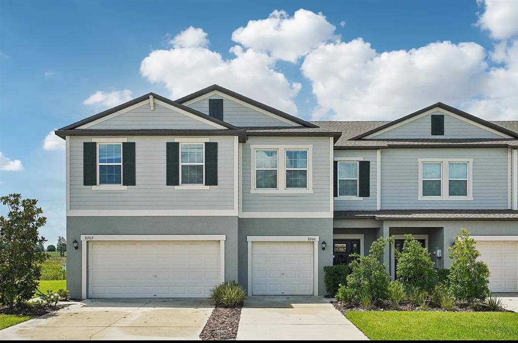 Room-for-Rent Town Home