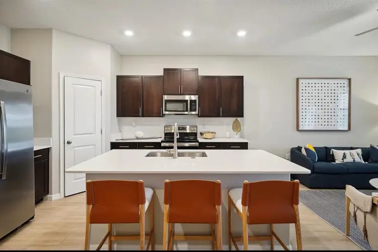 Room-for-Rent Town Home