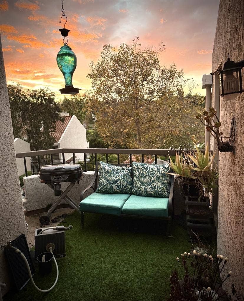 Private Upper Floor of Condo