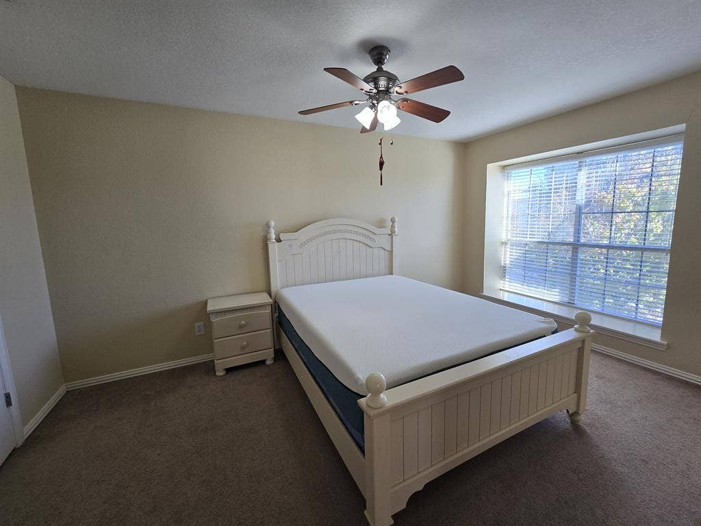 Bright, Sunny, Spacious Home PLANO