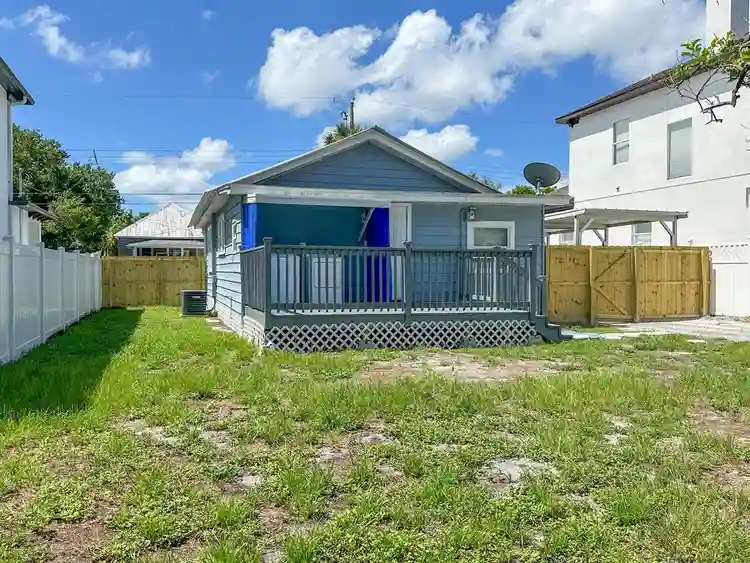 4 BR in Tampa