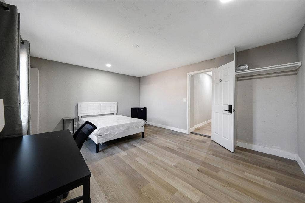 11 BR in Phoenix