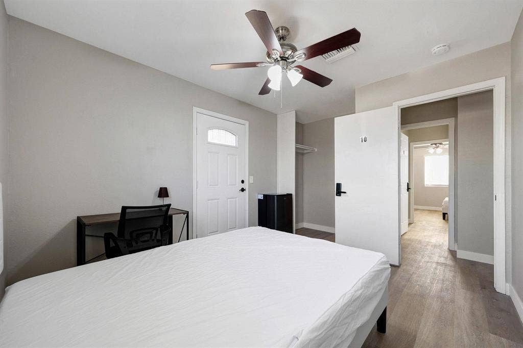 11 BR in Phoenix