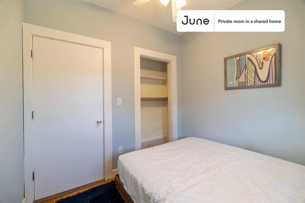 2 BR in Boston