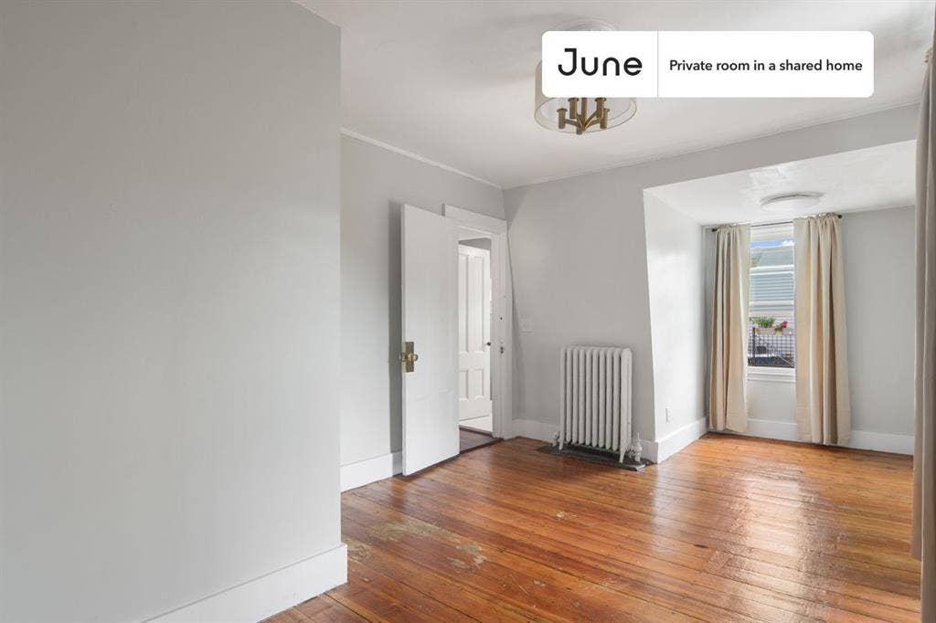 4 BR in Boston