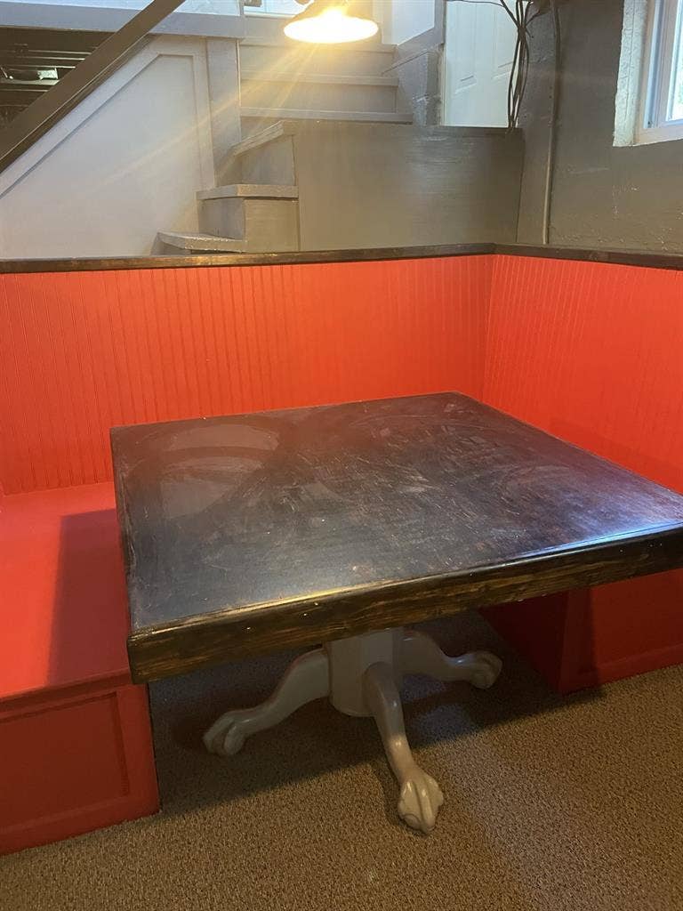 Need 1 male roommate for