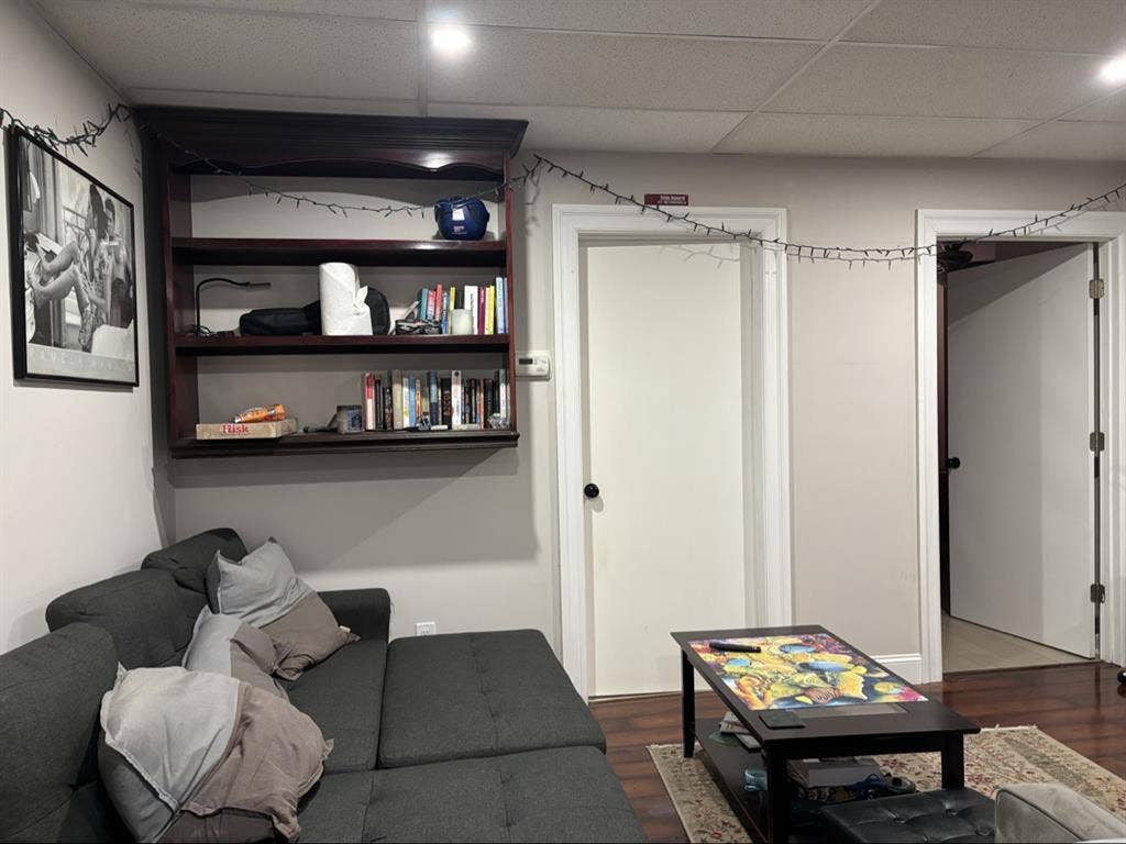 Historic Downtown Apartment