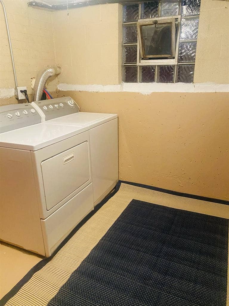 Room for rent $ including all